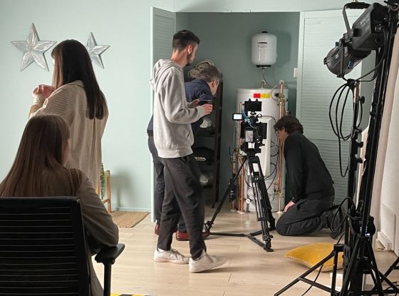 DAREstudio set build and lighting